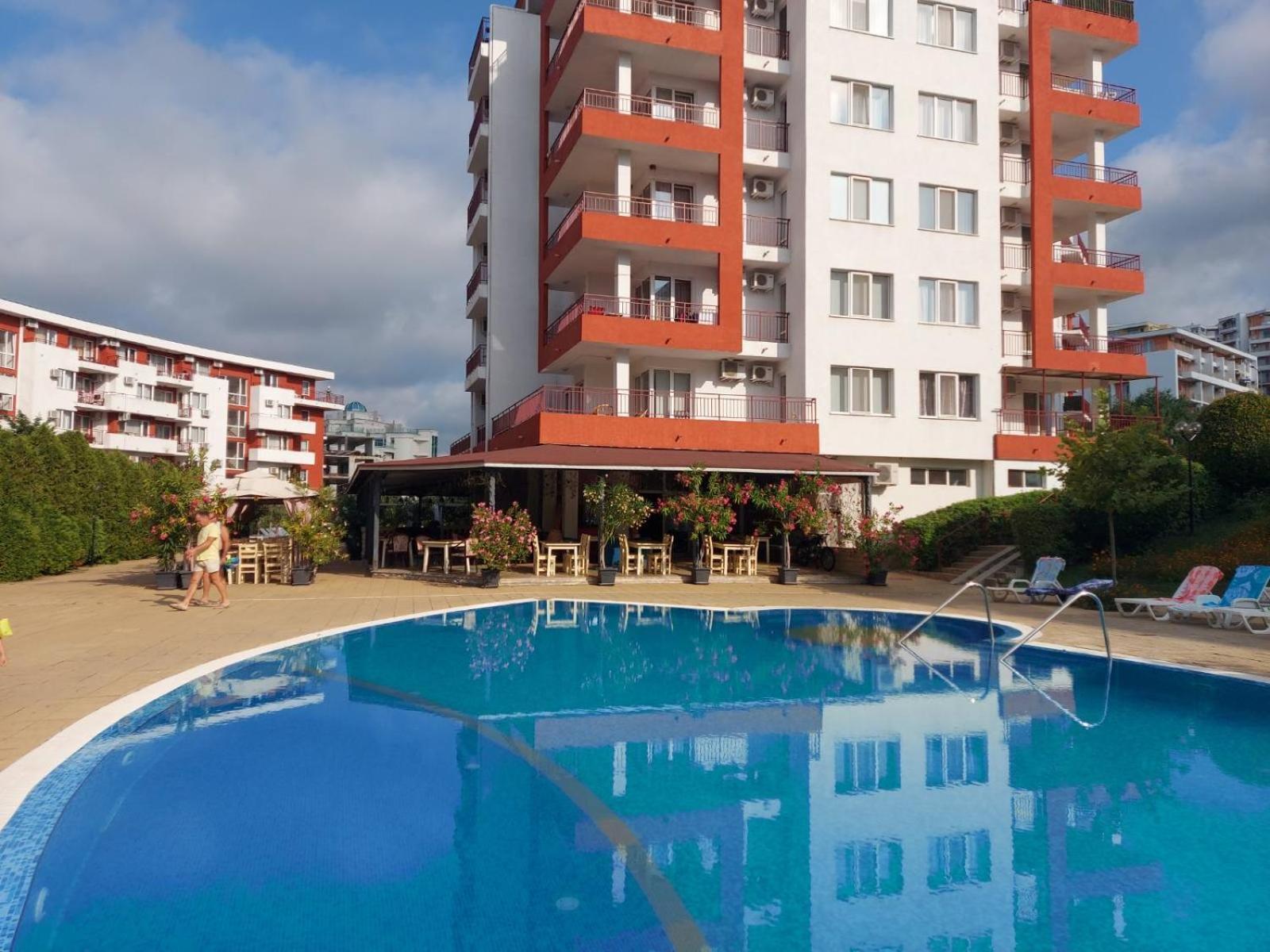 Apartment In Sveti Vlas Luaran gambar